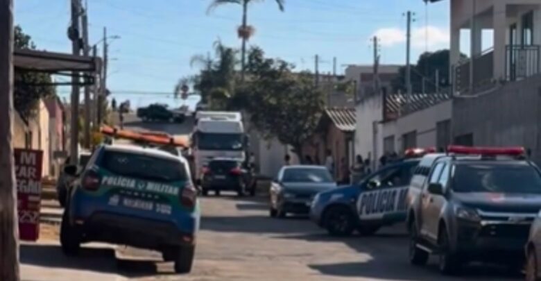 Homem morreu após trocar tiros com Coronel Fábio Costa, comandante do 3º Comando Regional da Polícia Militar (3º CRPM), durante uma ocorrência (Foto: Reprodução/Instagram/Anápolis Notícias)