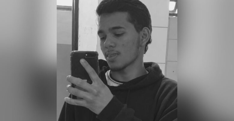 Kenyer Gabriel Gonzalez Chacin, motociclista que morreu em acidente em Anápolis, tinha 20 anos. (Foto: Reprodução)